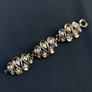 Vintage Trifari Pat Pend Gold Tone Rhinestone Bracelet Tear Drop Swirl 7inch